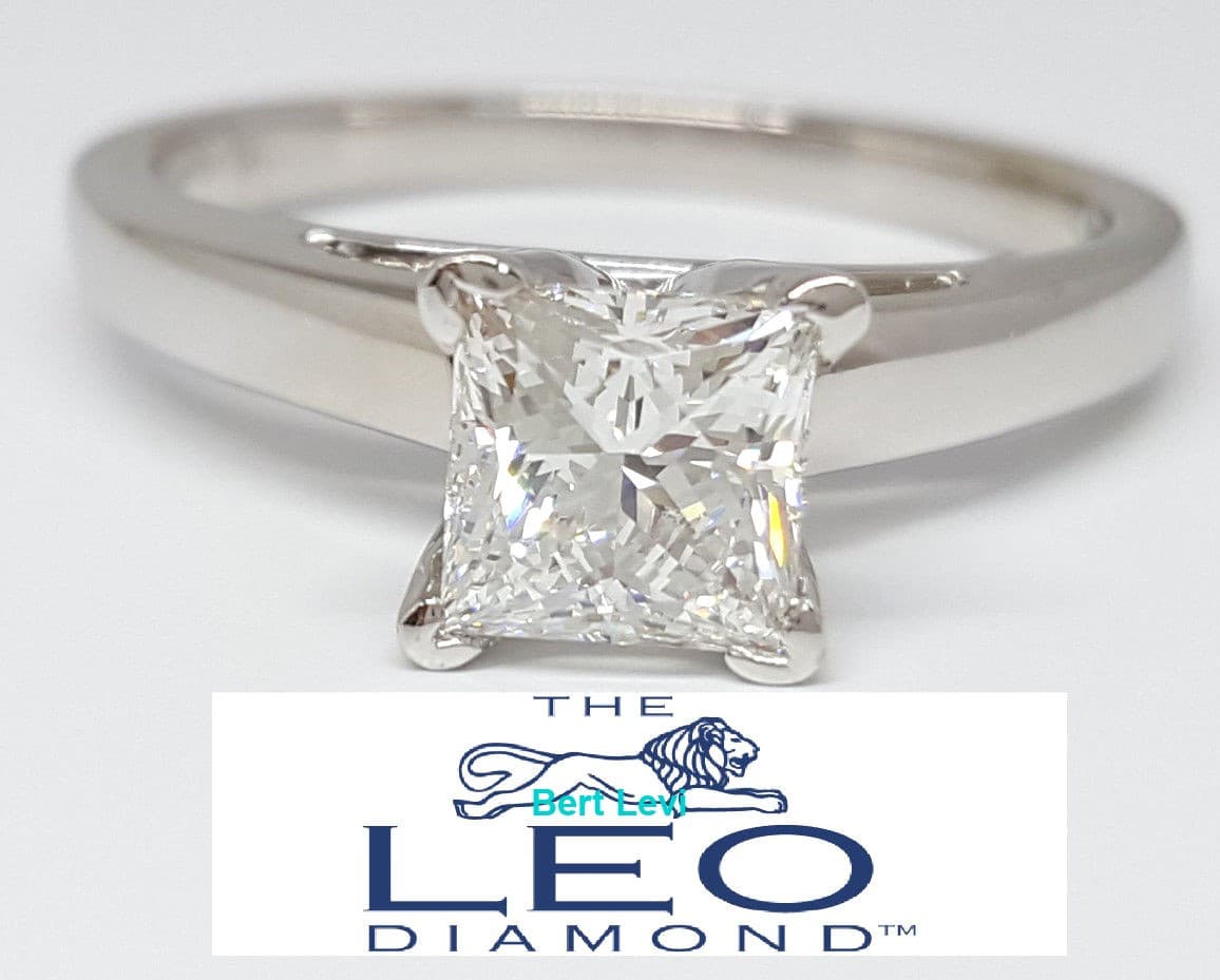 Leo Princess Diamond Solitaire Engagement Ring 0.96 ct 14K & Platinum G/SI2