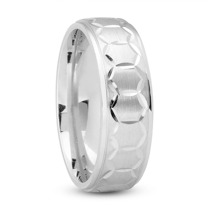 Mens 14KT White Gold Platinum Traditional Wedding Band M531