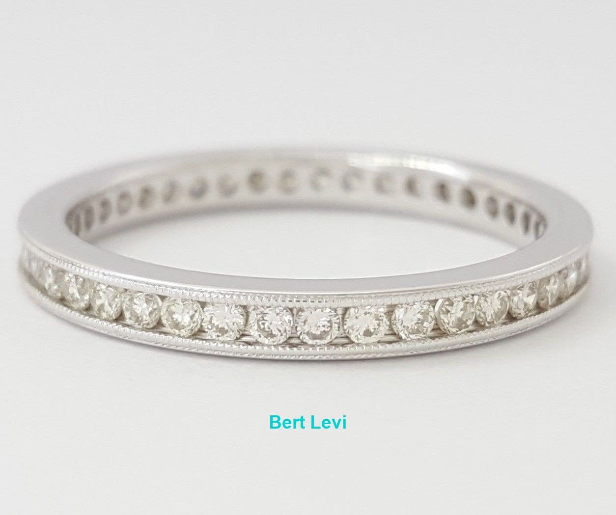 0.63 ct 18K White Gold Round Diamond Eternity Wedding / Anniversary Band Ring