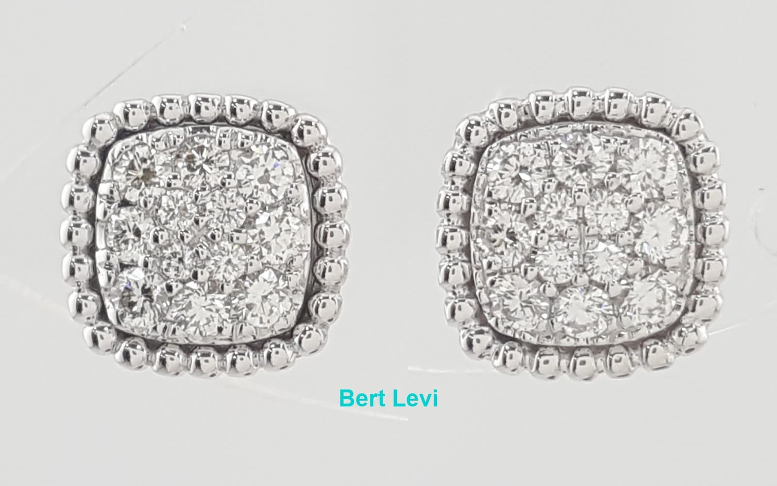 Round Brilliant Diamond Cluster Stud Earrings 0.26 ct 14k White Gold 2.6 Grams