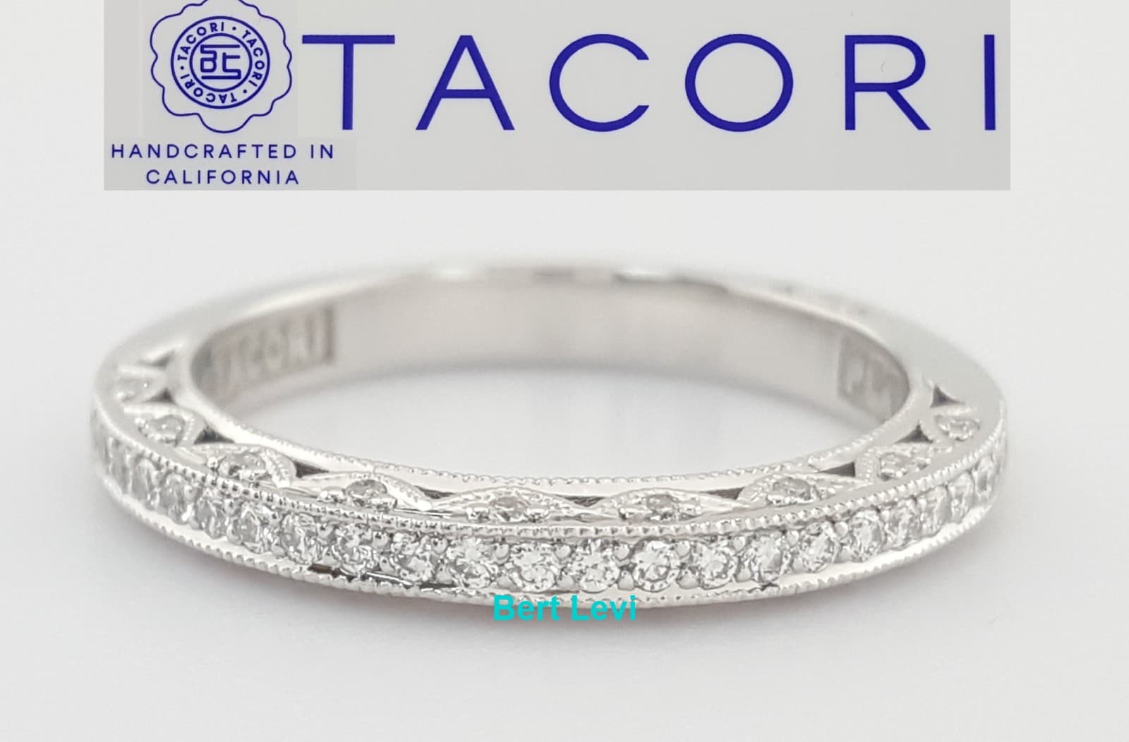 Tacori Classic Crescent Round Diamond Platinum 0.22 ct Wedding Band 2616B12X