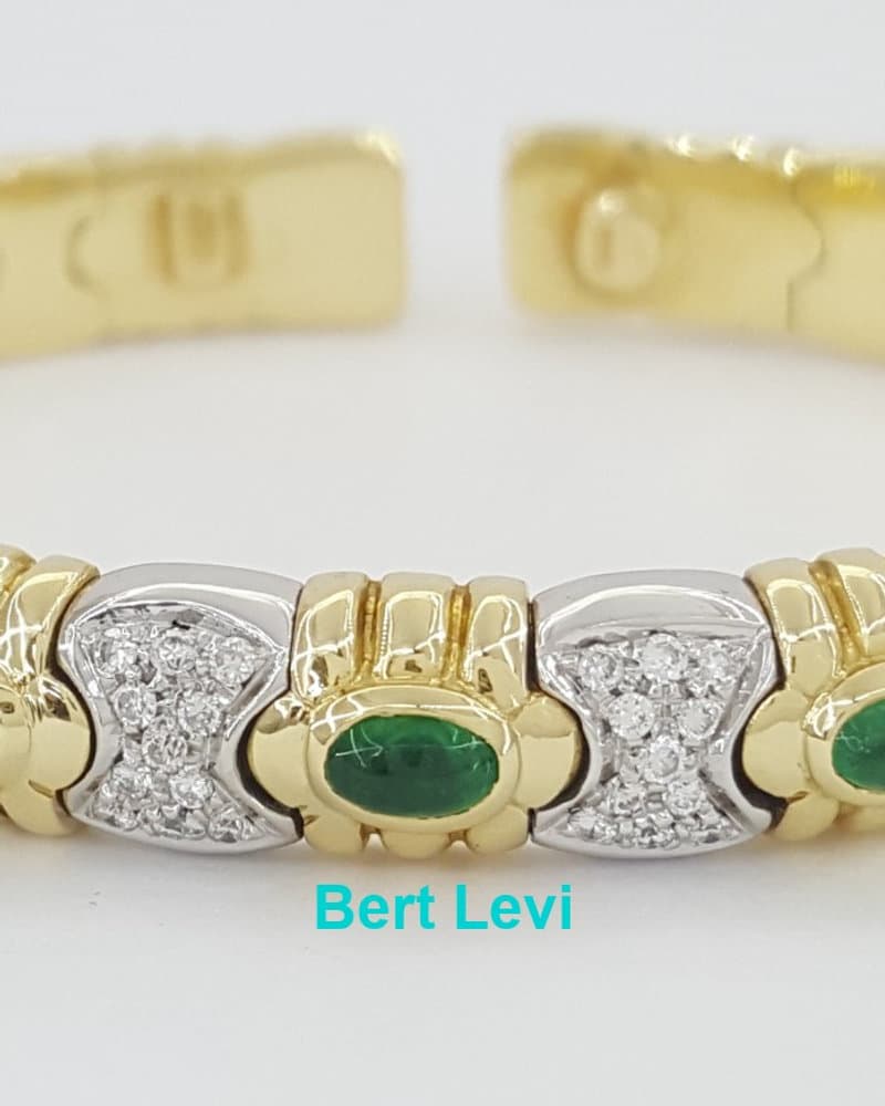 Virginia Capri Pave Diamond Emerald Bangle Bracelet 18K Gold Italy 0.44 ct 38g
