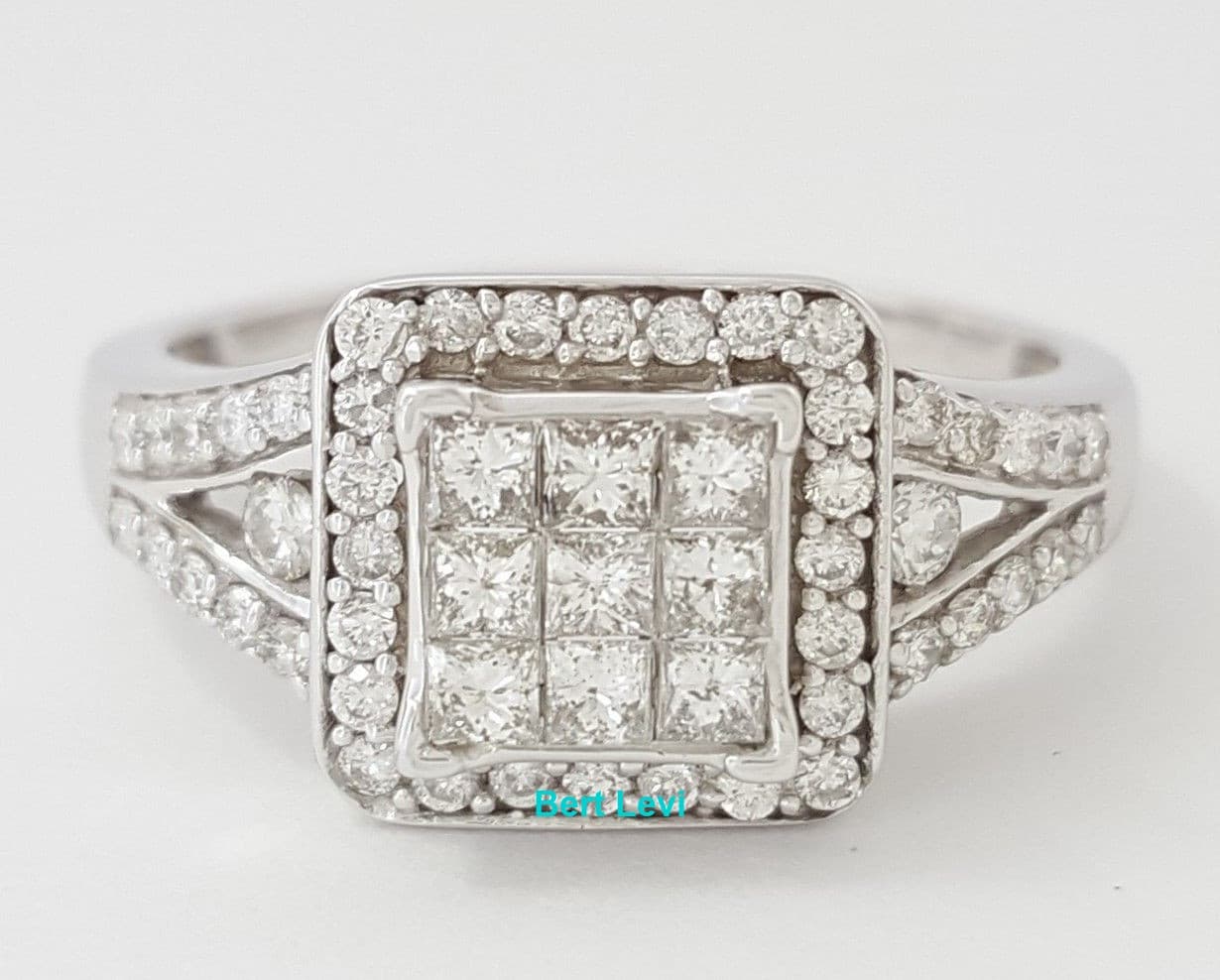 1 ct 14k White Gold Invisible Set Princess & Round Cut Diamond Engagement Ring
