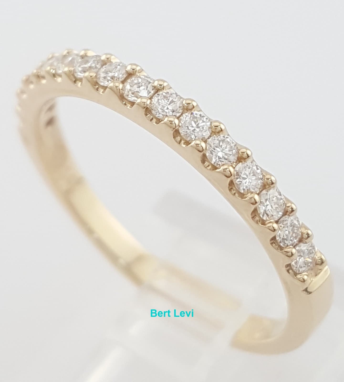 Half Circle Round Diamond Shared Prong Wedding Band 0.25 ct 14k Gold 2.2 mm