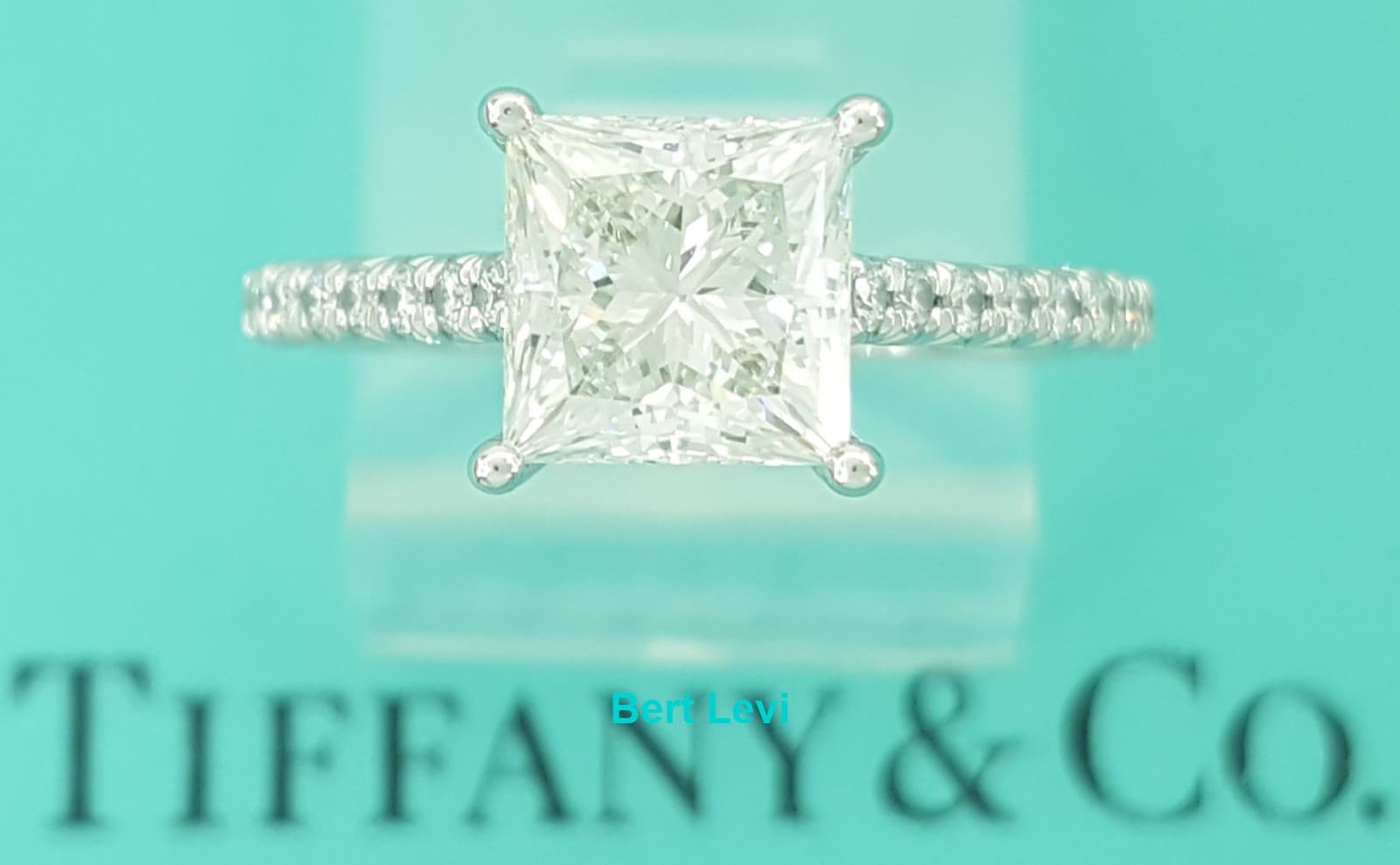 Tiffany & Co Novo Princess Cut Diamond Engagement Ring 1.7 ct Plat Retail $30K