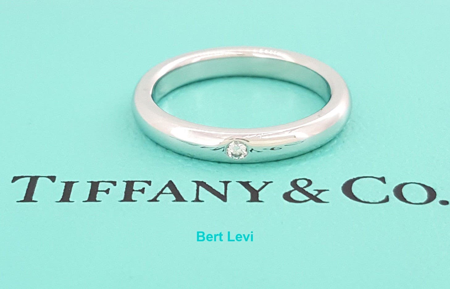 Tiffany & Co 0.02 ct Elsa Peretti Round Brilliant Cut Diamond Platinum Ring 3 mm