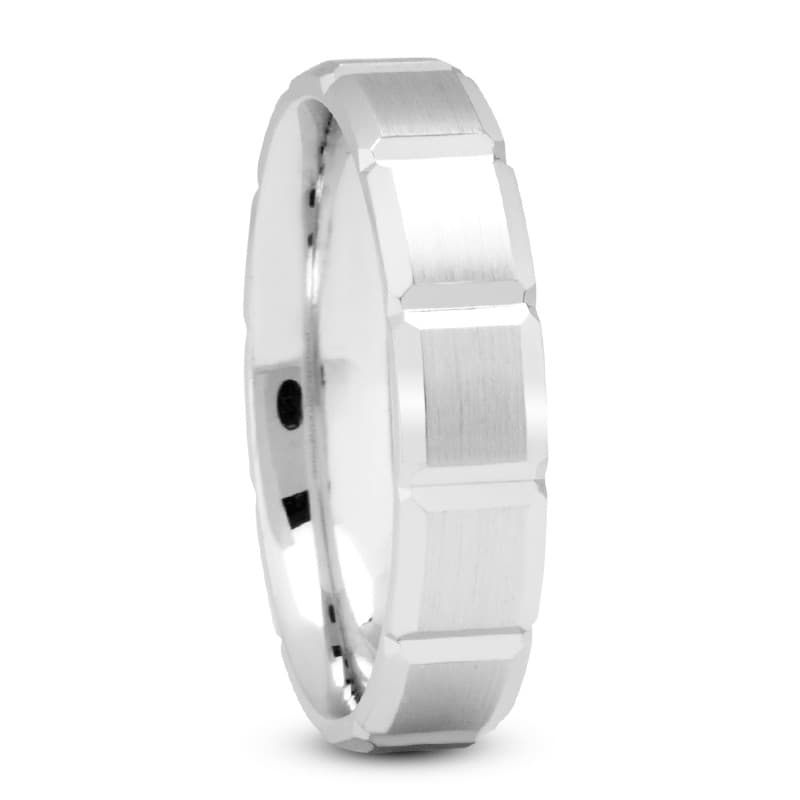 Mens 14KT White Gold Platinum Traditional Wedding Band M121