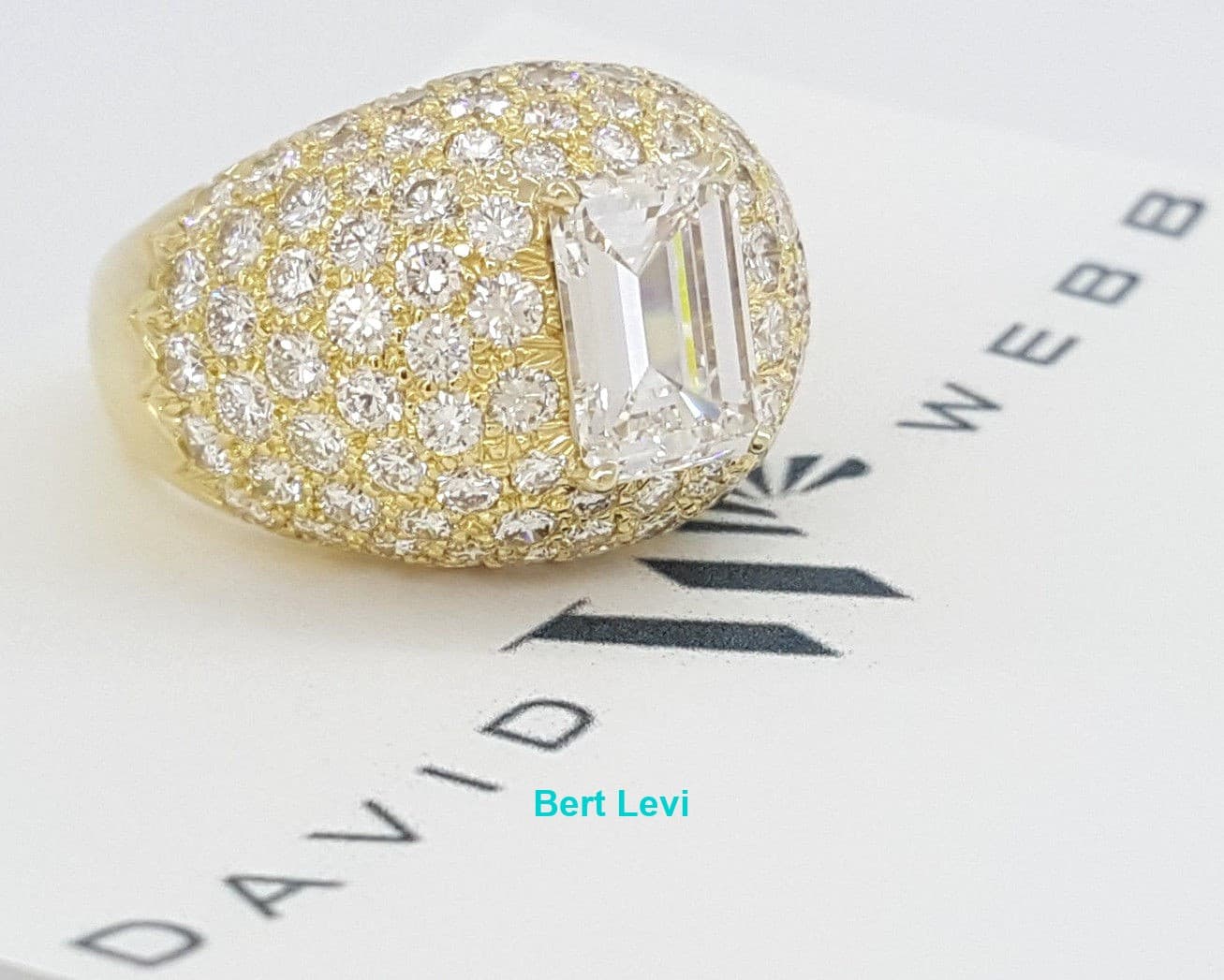 DAVID WEBB Emerald Round 8.88 ct Diamond Pave Ring 18K Yellow Gold GIA E/VS1