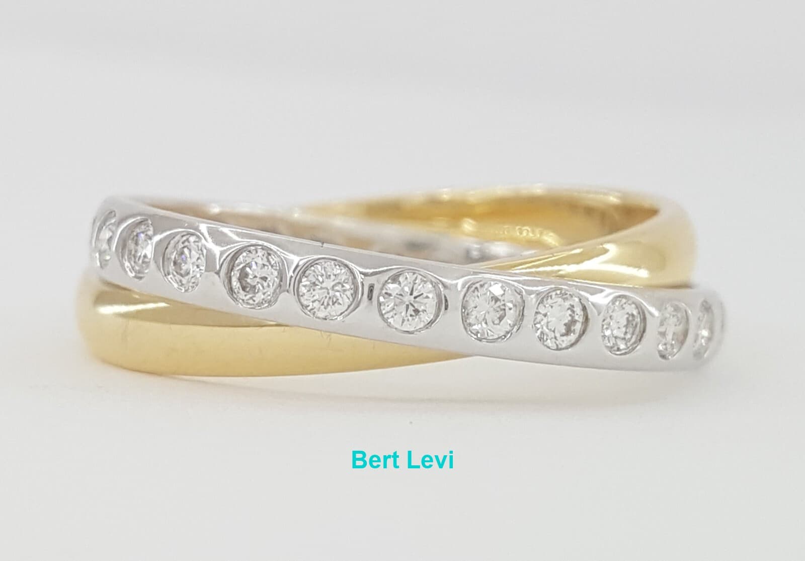 Full Circle Eternity Crossover Diamond 0.50 ct Rolling Rings 18K Gold