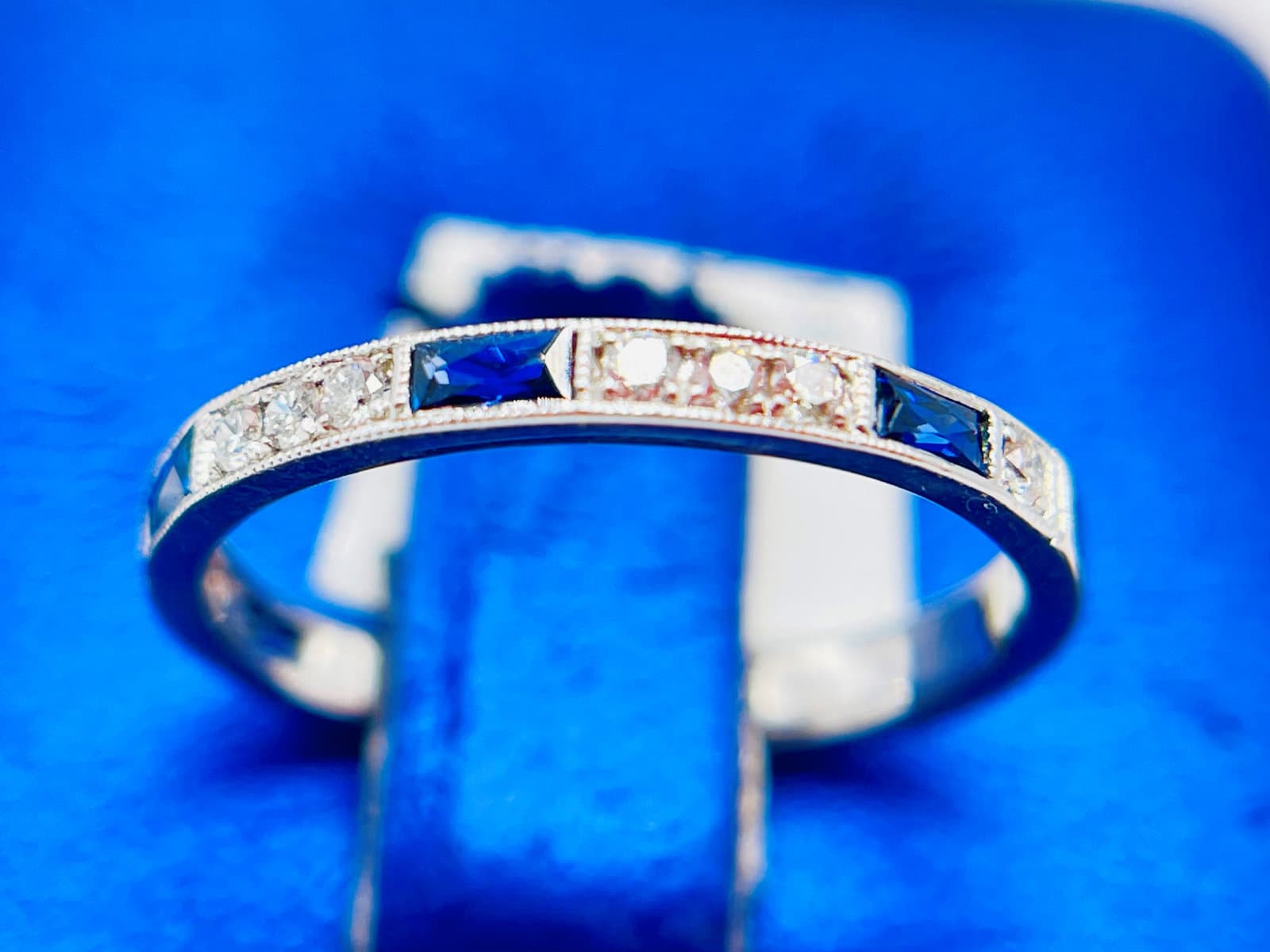 How to Ensure Your Engagement Ring Is Special