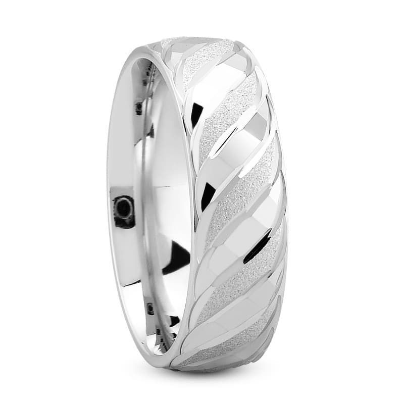 Mens 14KT White Gold Platinum Traditional Wedding Band M648