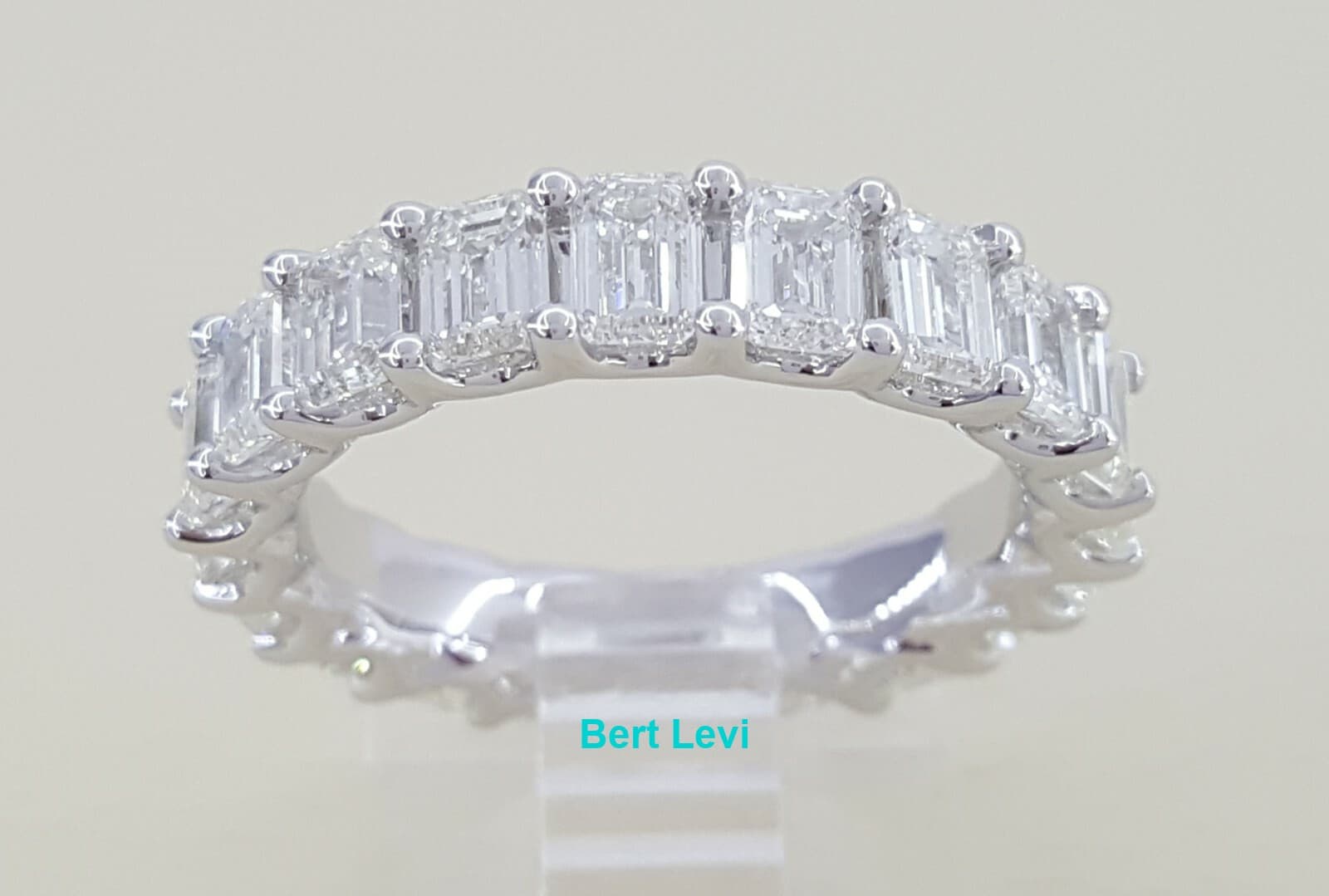 Emerald Cut Diamond Full Circle Eternity Wedding Anniv Ring 4 ct 4.6mm 14K Gold