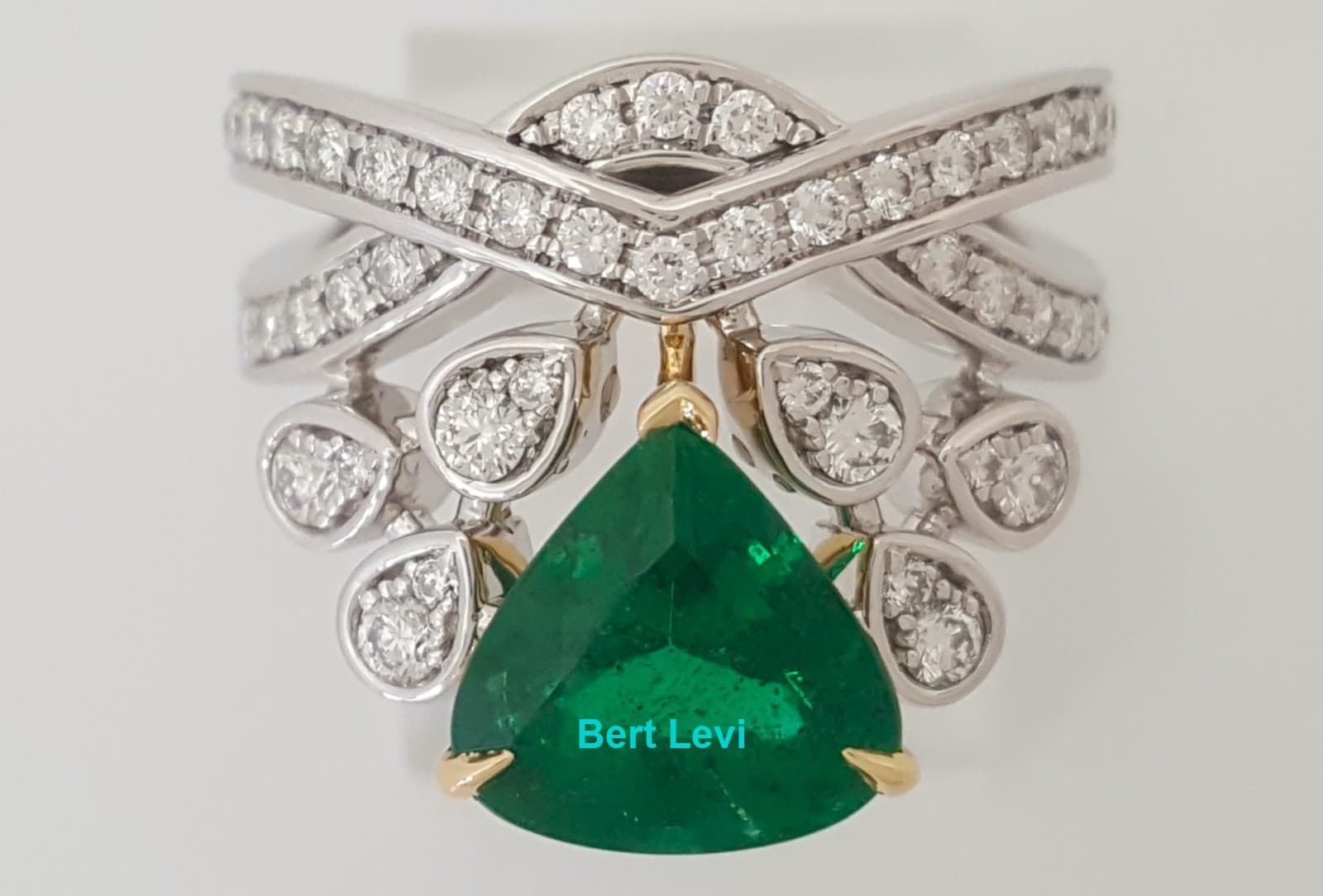 Green Emerald & Diamond Platinum & 18k Yellow Gold Ring 3.76 ct Rtl $40K