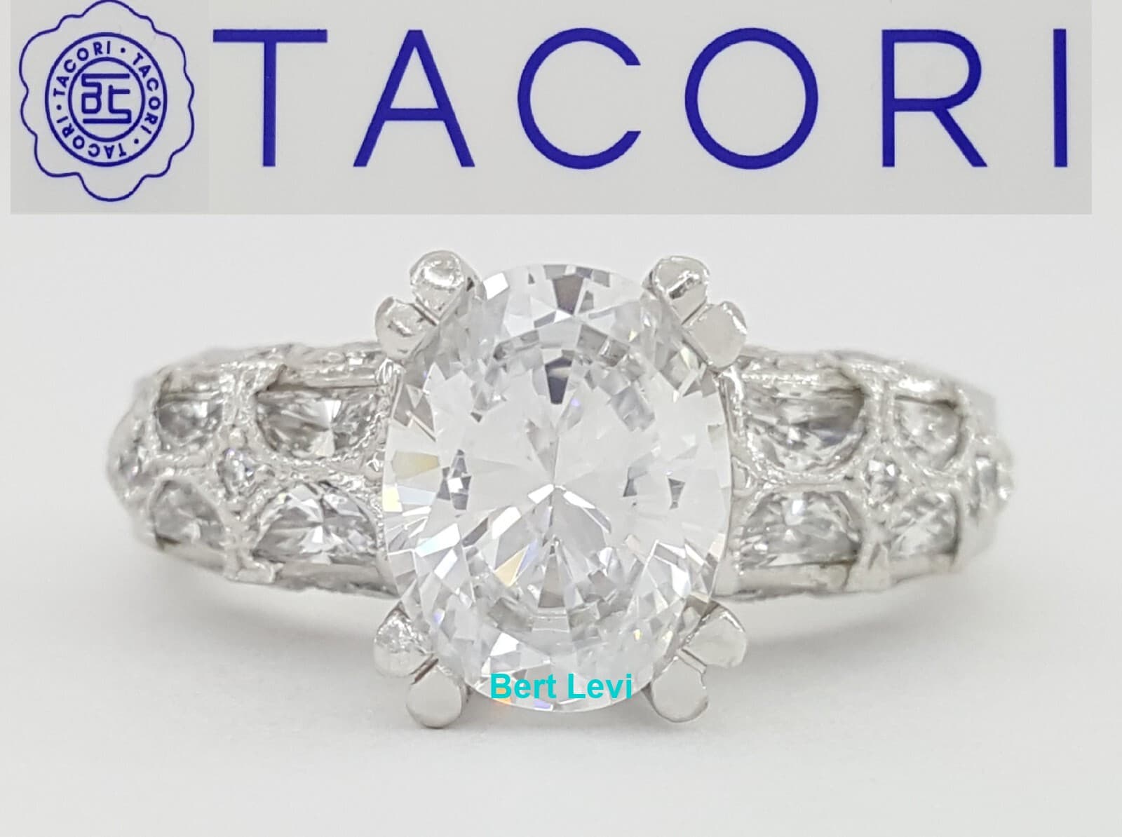 Tacori Oval Platinum Semi-Mount Engagement Ring 0.75 ct Rtl $9,040