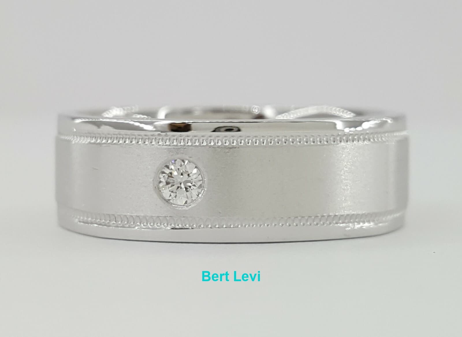 Men's 14k White Gold 0.07 ct Diamond Euro Shank Wedding Ring 7mm Size 10
