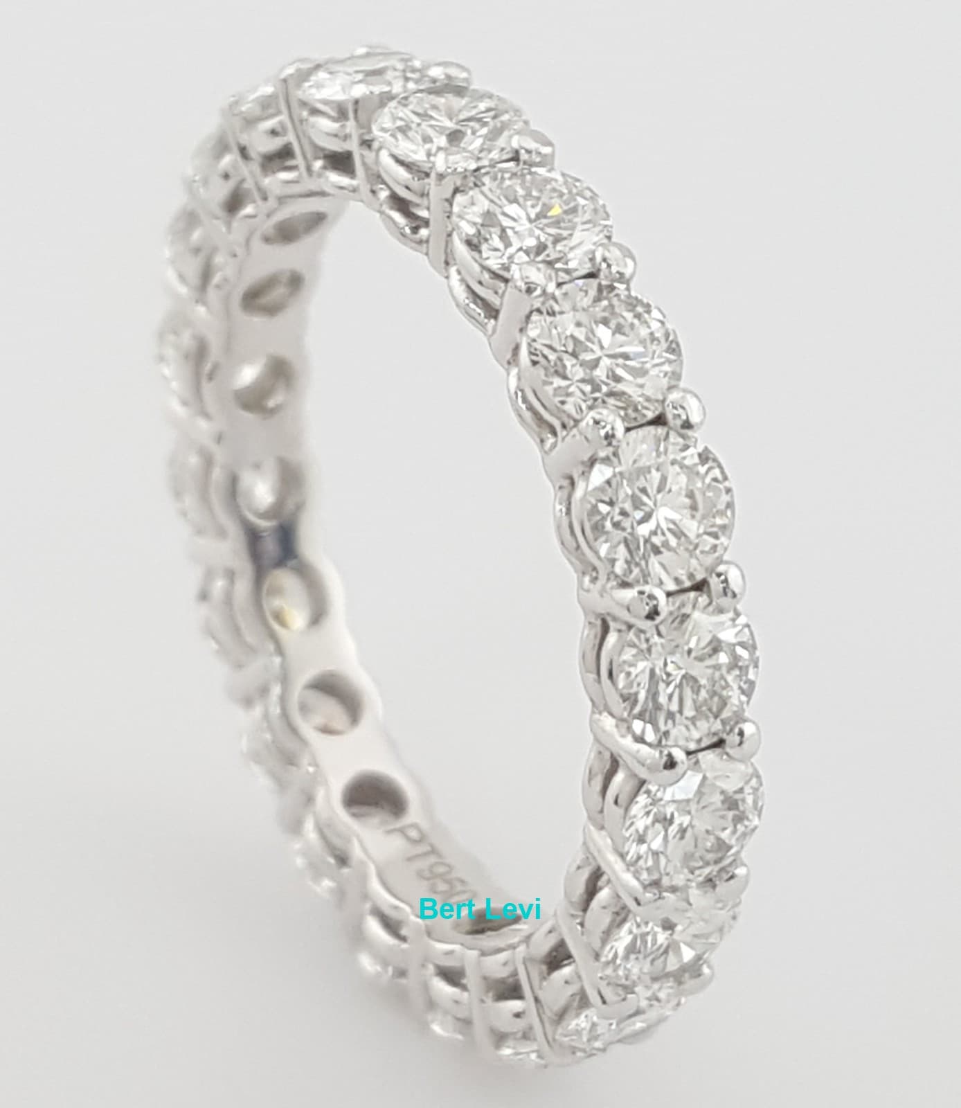 Round Diamond Full Circle Eternity Wedding Band Ring 2 ct 3 mm Platinum Rtl $6K