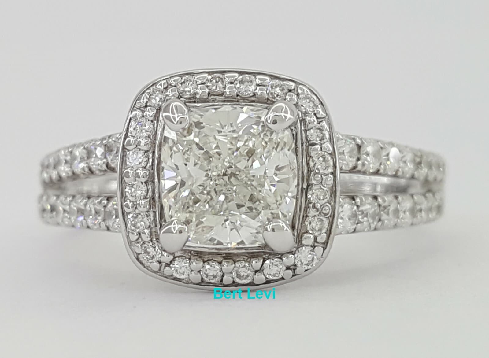 Scott Kay Cushion Cut Diamond Halo Engagement Ring 1.39 ct 14K White Gold IGI