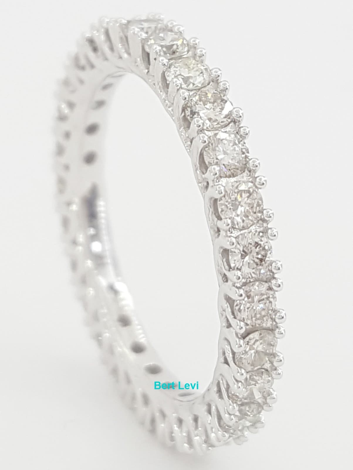 Round Diamond Full Circle Eternity Wedding Band Ring 0.9ct 2.5 mm 14k White Gold