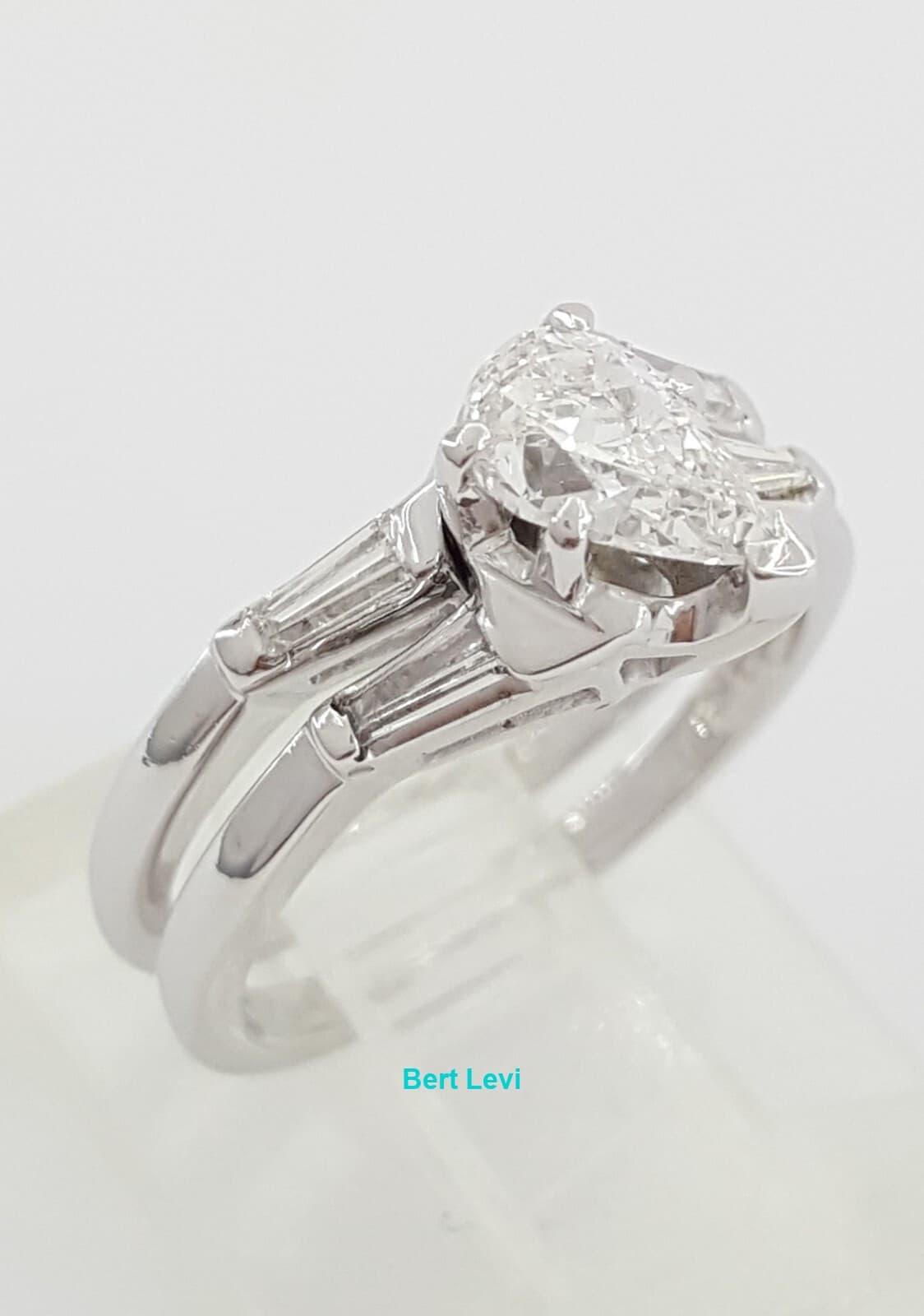 Vintage Pear Shaped Diamond Engagement Ring Wedding Band Set 14k W Gold 0.67 ct