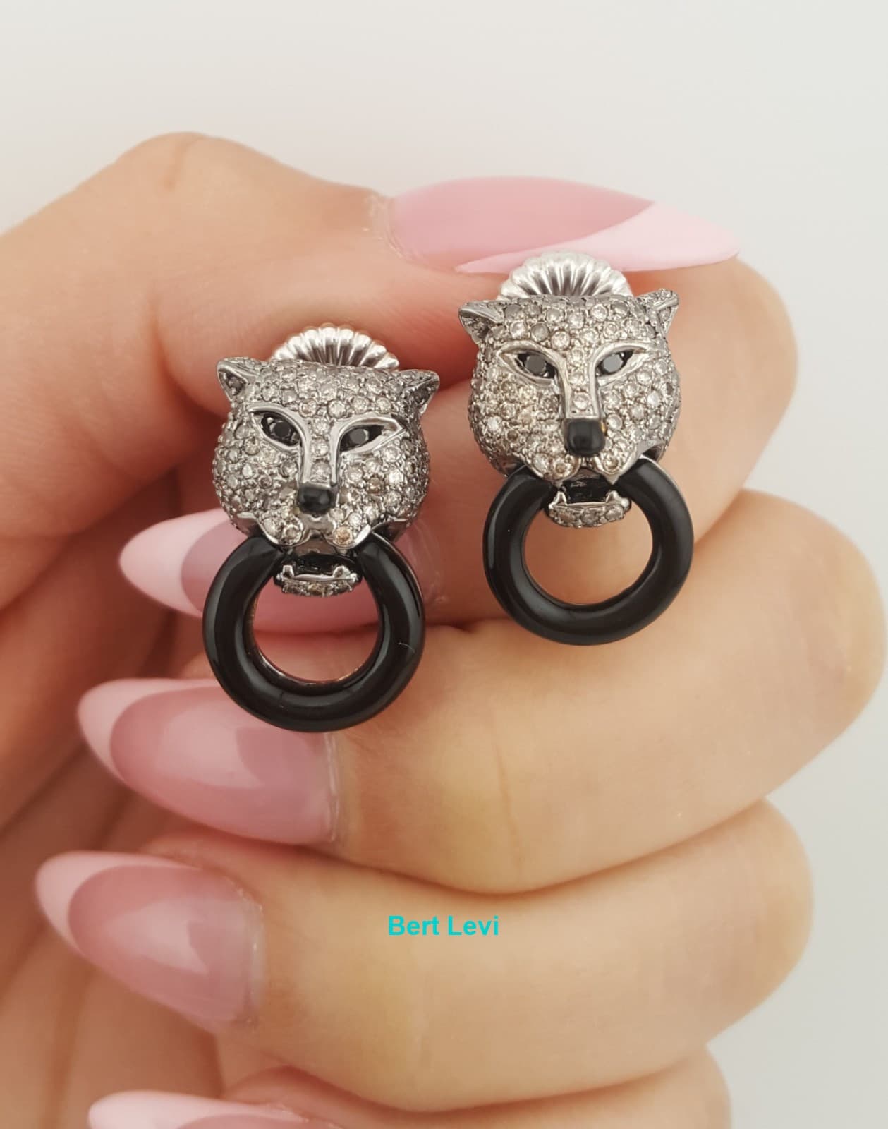 Panther Stud Earrings Diamond & Onyx 1.26 ct 18k White Gold 10 Grams 21.2mm