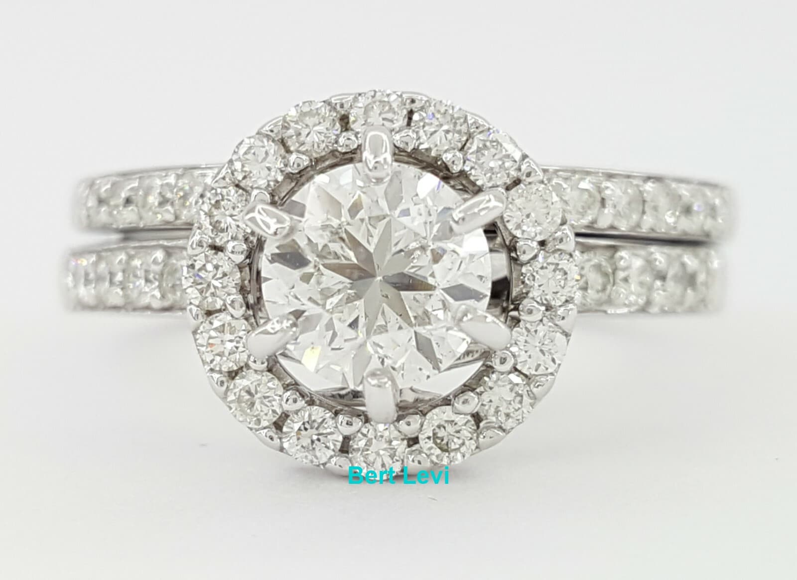 1.31 ct 14K White Gold Round Brilliant Diamond Halo Engagement Wedding Ring Set