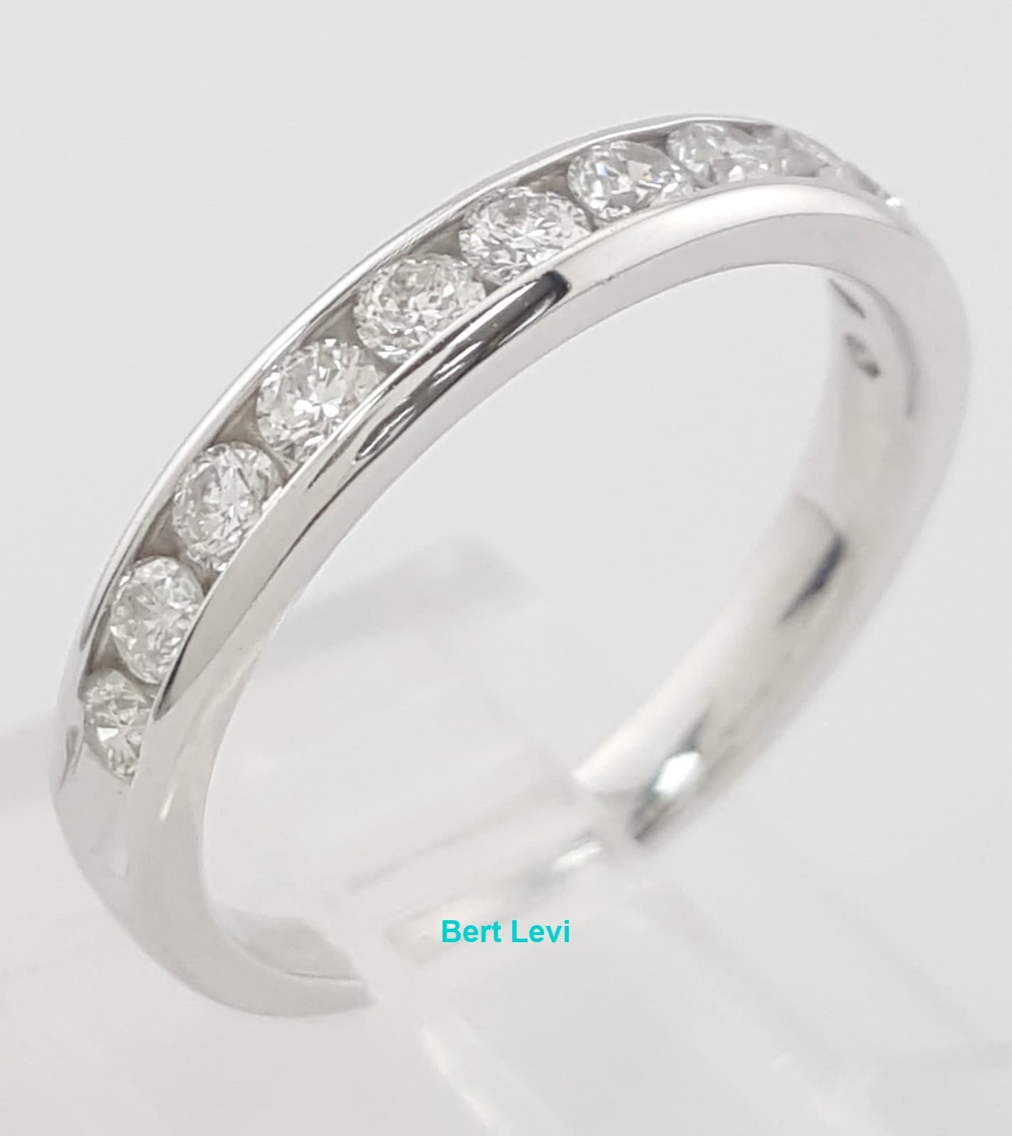 Round Diamond Channel Set 14k Wedding Band Ring 0.5 ct 3.2 mm