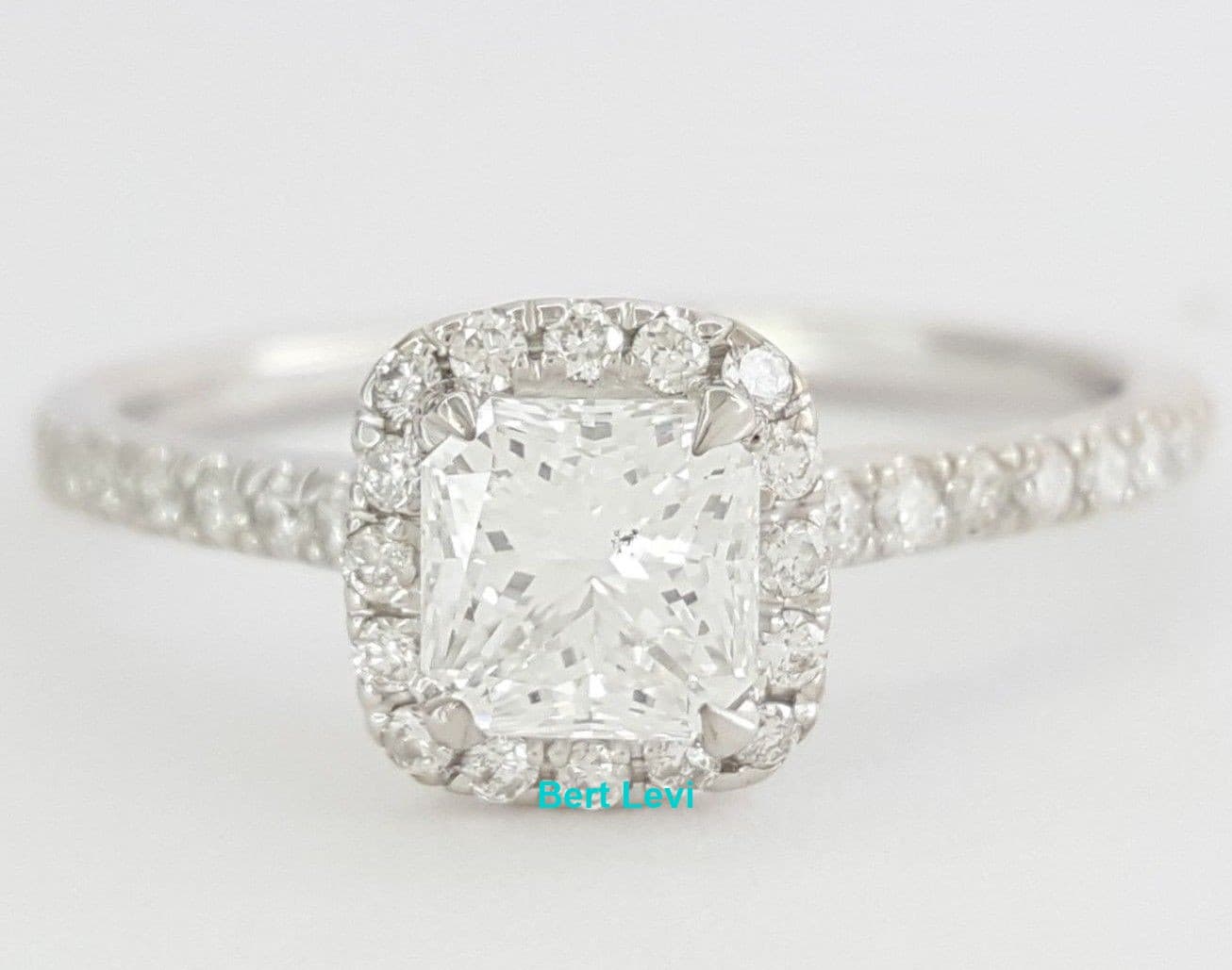 1.16 ct 14K White Gold Radiant Cut Diamond Halo Engagement Ring GIA F / SI1