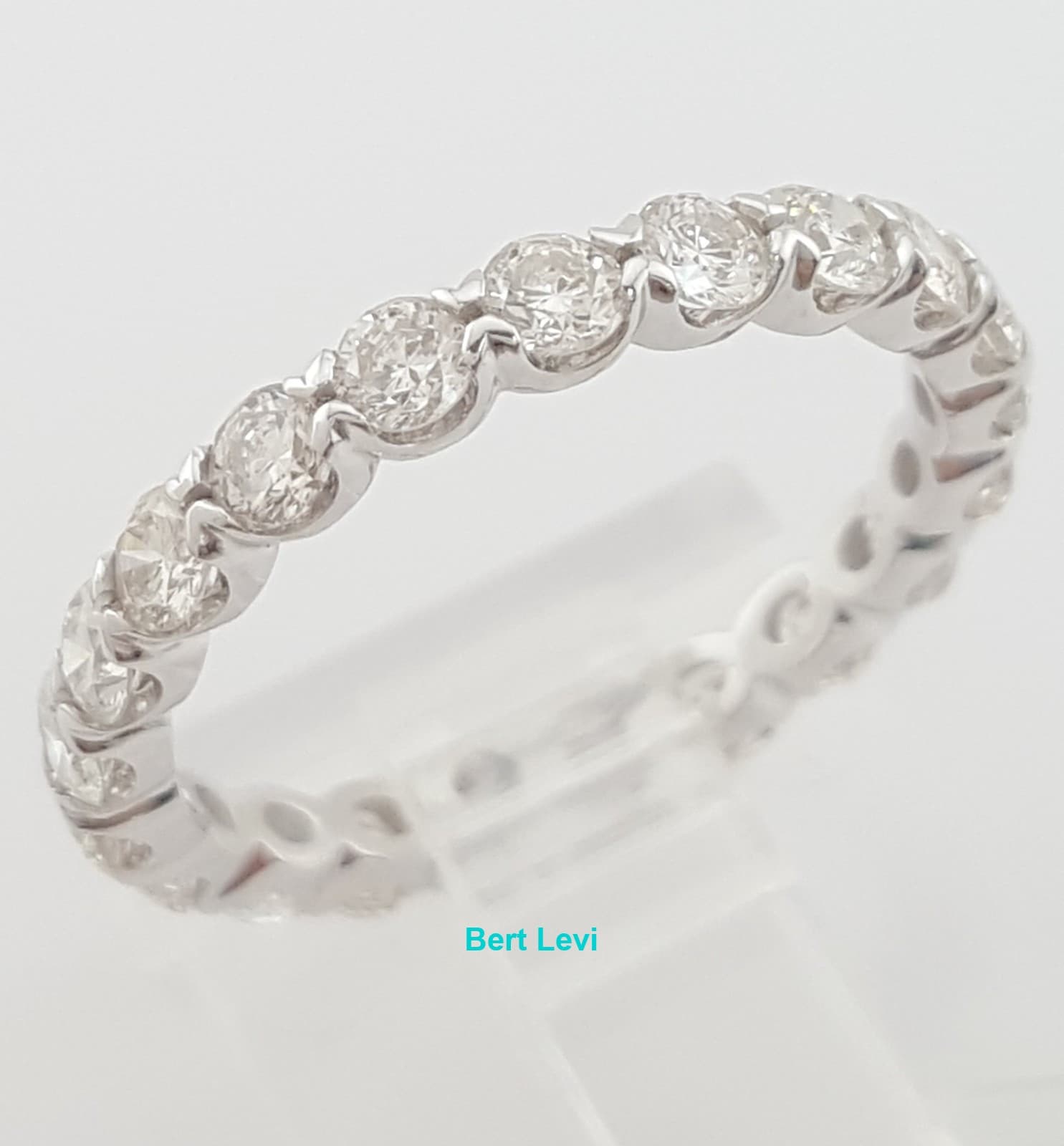 Round Diamond Full Circle Eternity Wedding Band Ring 1.7 ct 2.7mm 14k White Gold