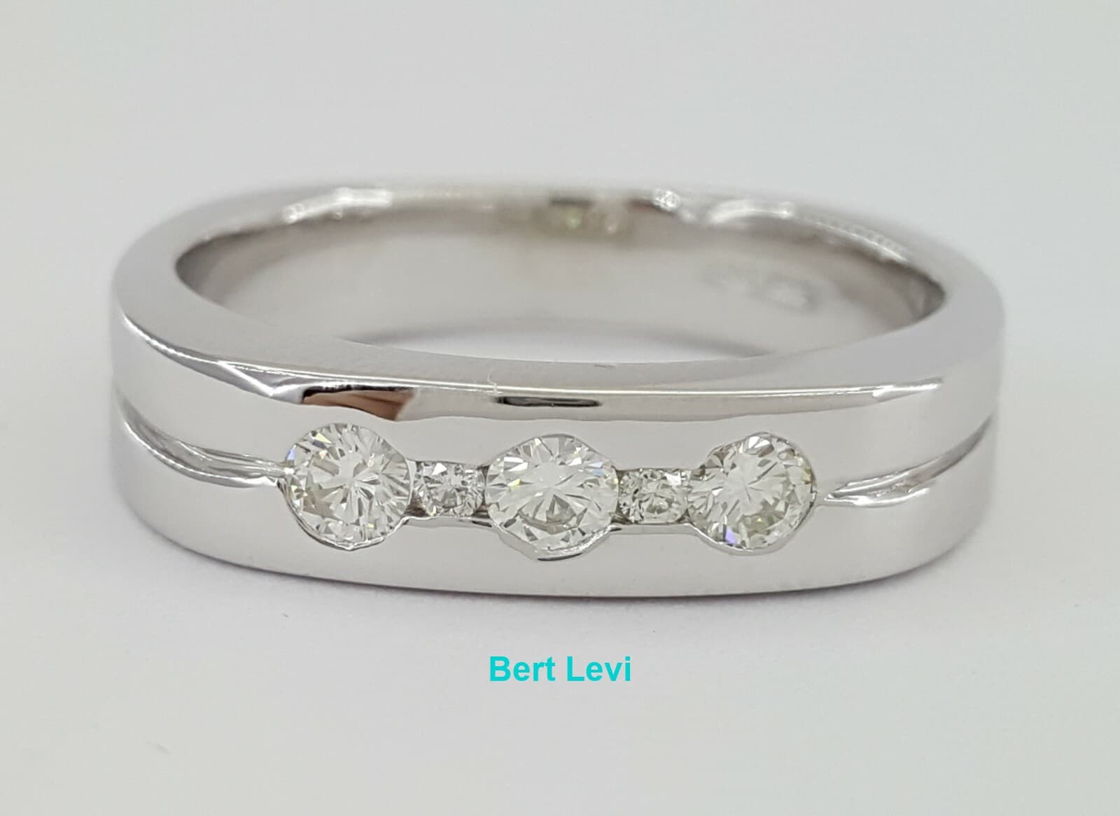 Round Cut Diamond Men's Wedding Ring Band 0.38 ct 14K White Gold 9.6 Grams Sz 11