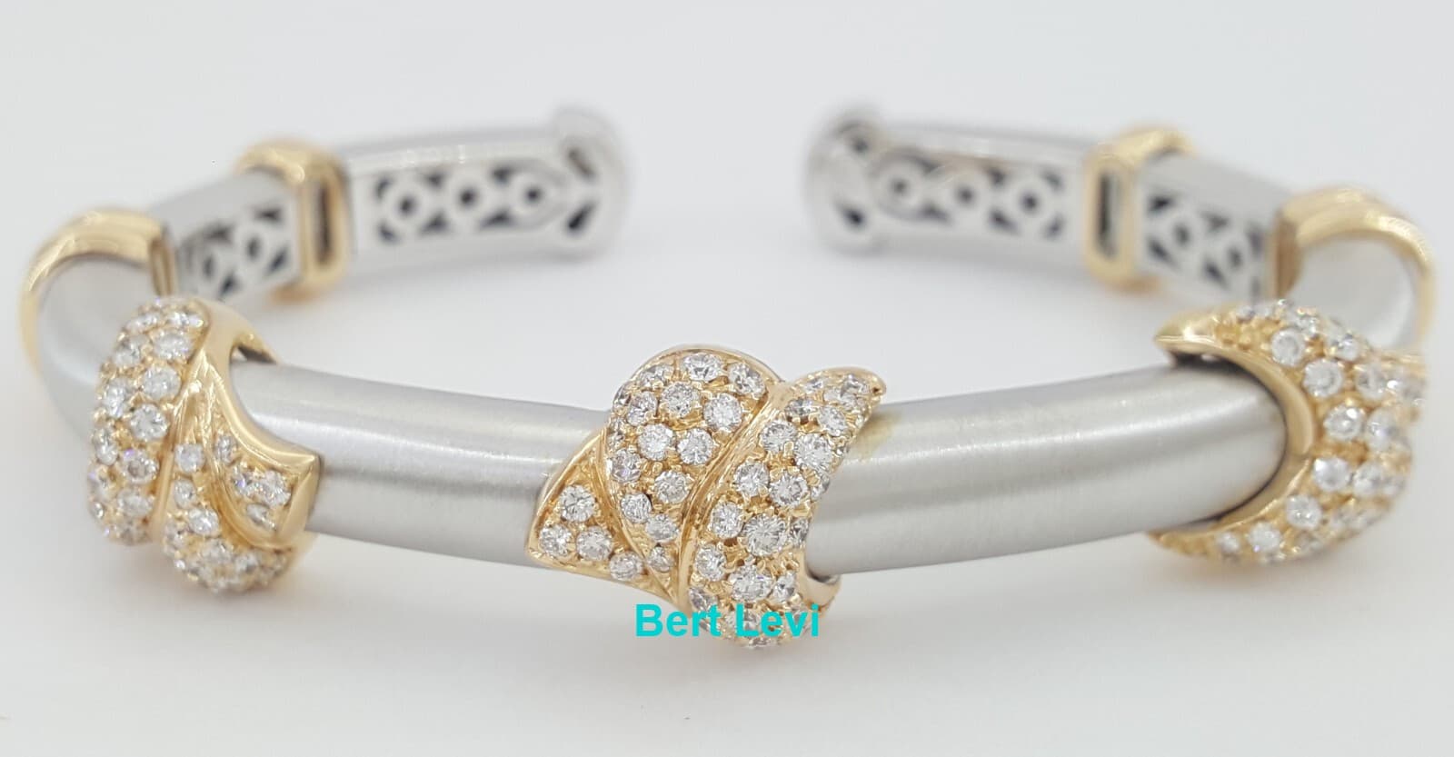 18K White Rose Gold Pave Diamond Cuff Flex Bangle 2.2 ct 61.3 Grams 6.5"