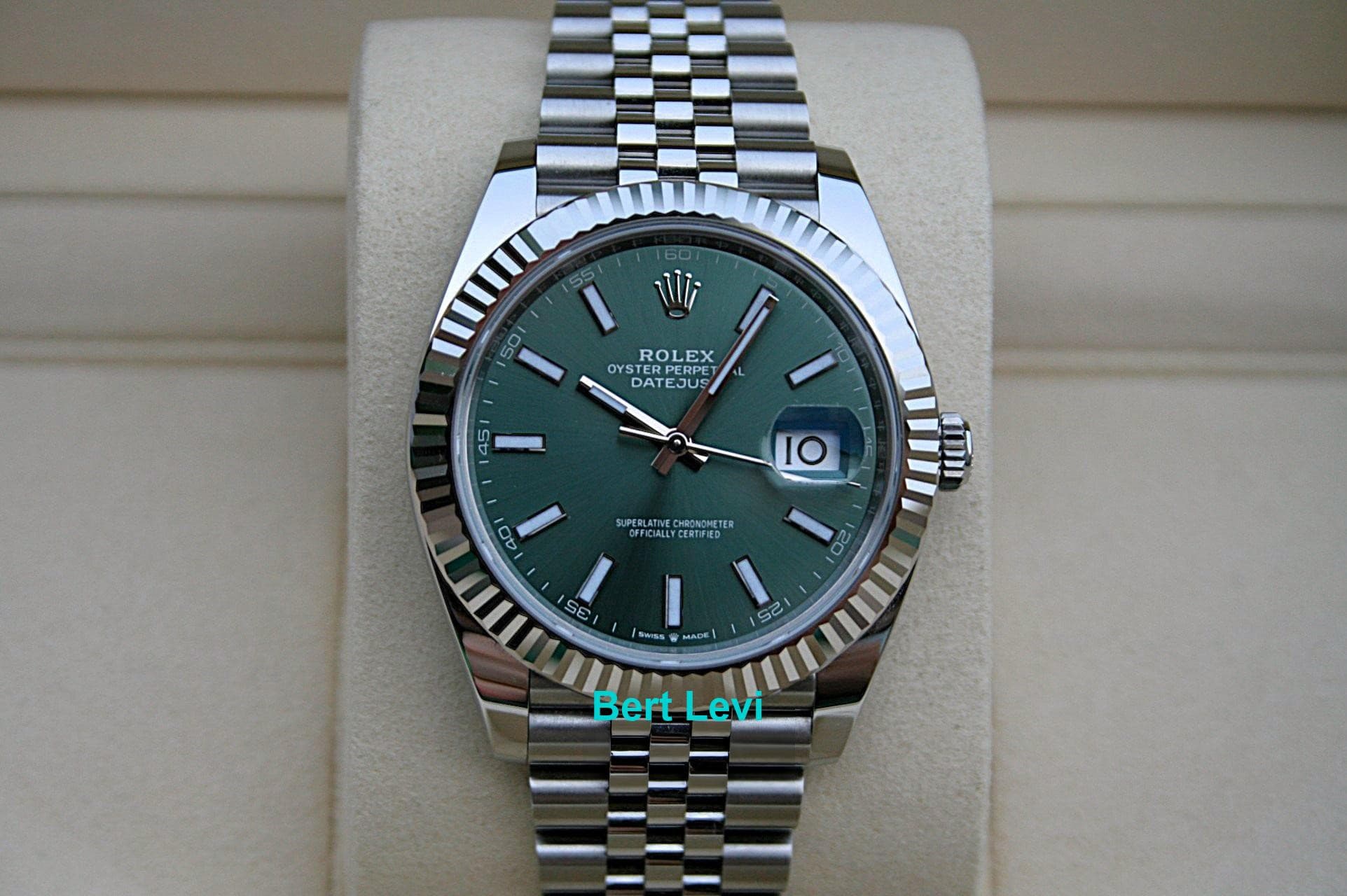 ROLEX 126334 DATEJUST 41MM WATCH MINT GREEN DIAL JUBILEE