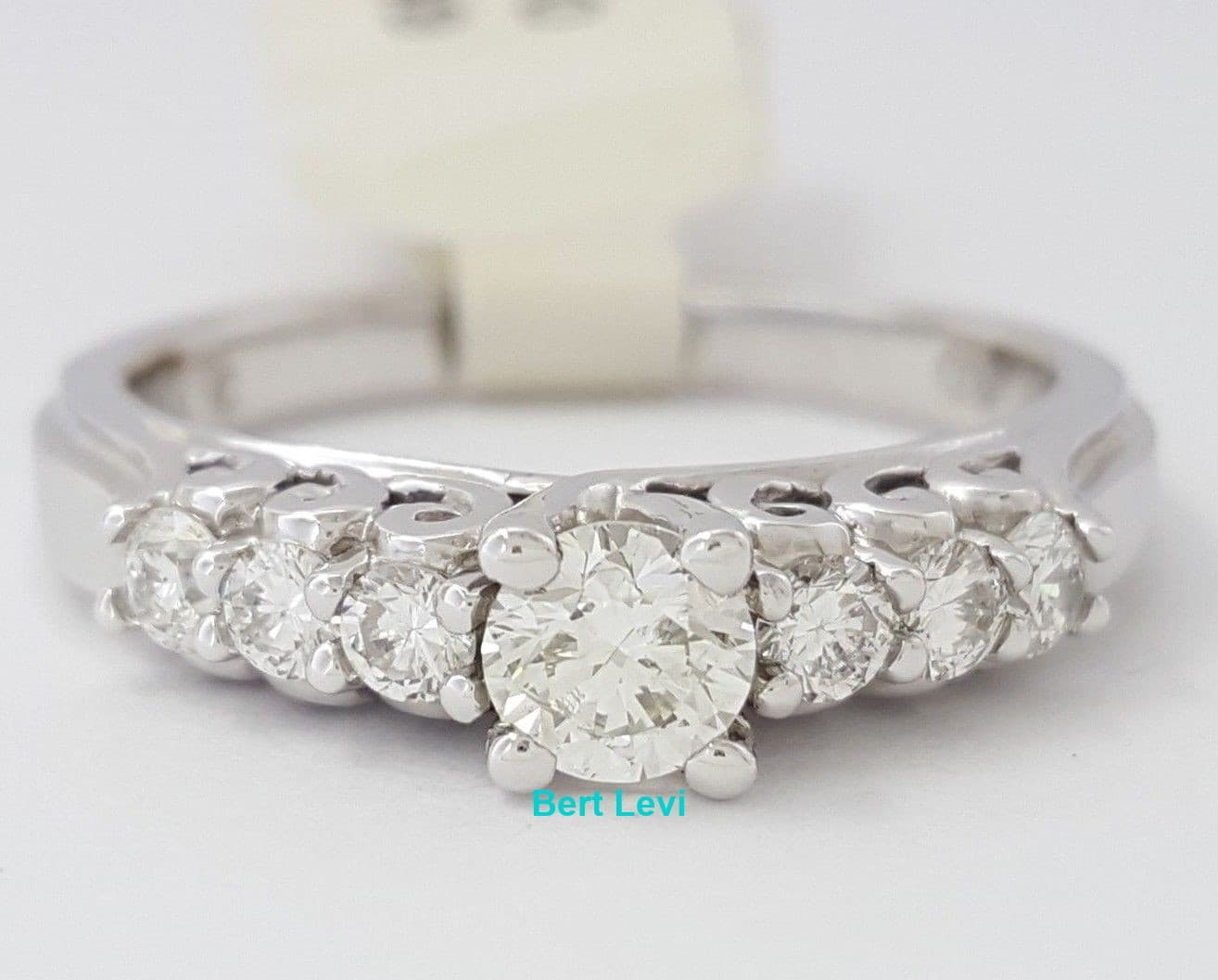 0.60 ct 14K White Gold Seven-Stone Round Cut Diamond Engagement Ring