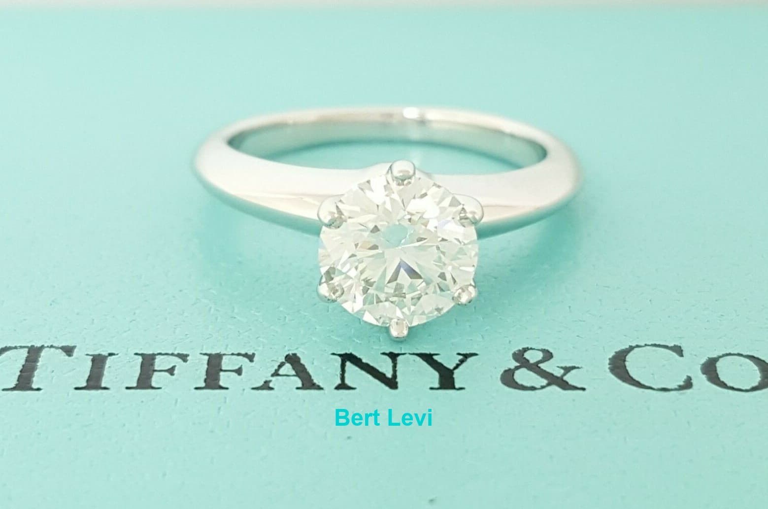 Tiffany & Co Platinum Round Cut Diamond Solitaire Engagement Ring 1.11 ct