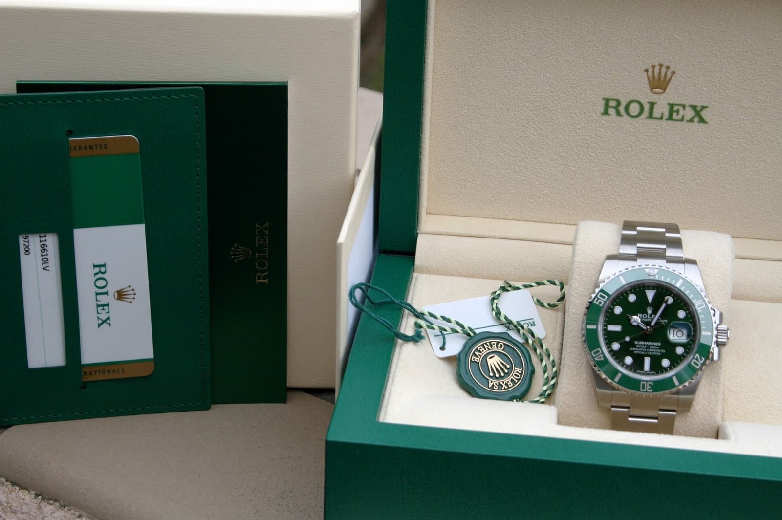 The Rolex Explorer I and Rolex Submariner: What’s a Better Watch for You?