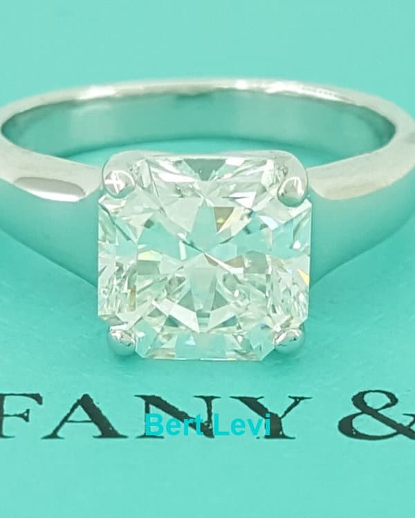 Tiffany & Co Platinum 2.16 ct Lucida Diamond Solitaire Engagement Ring G/VVS2